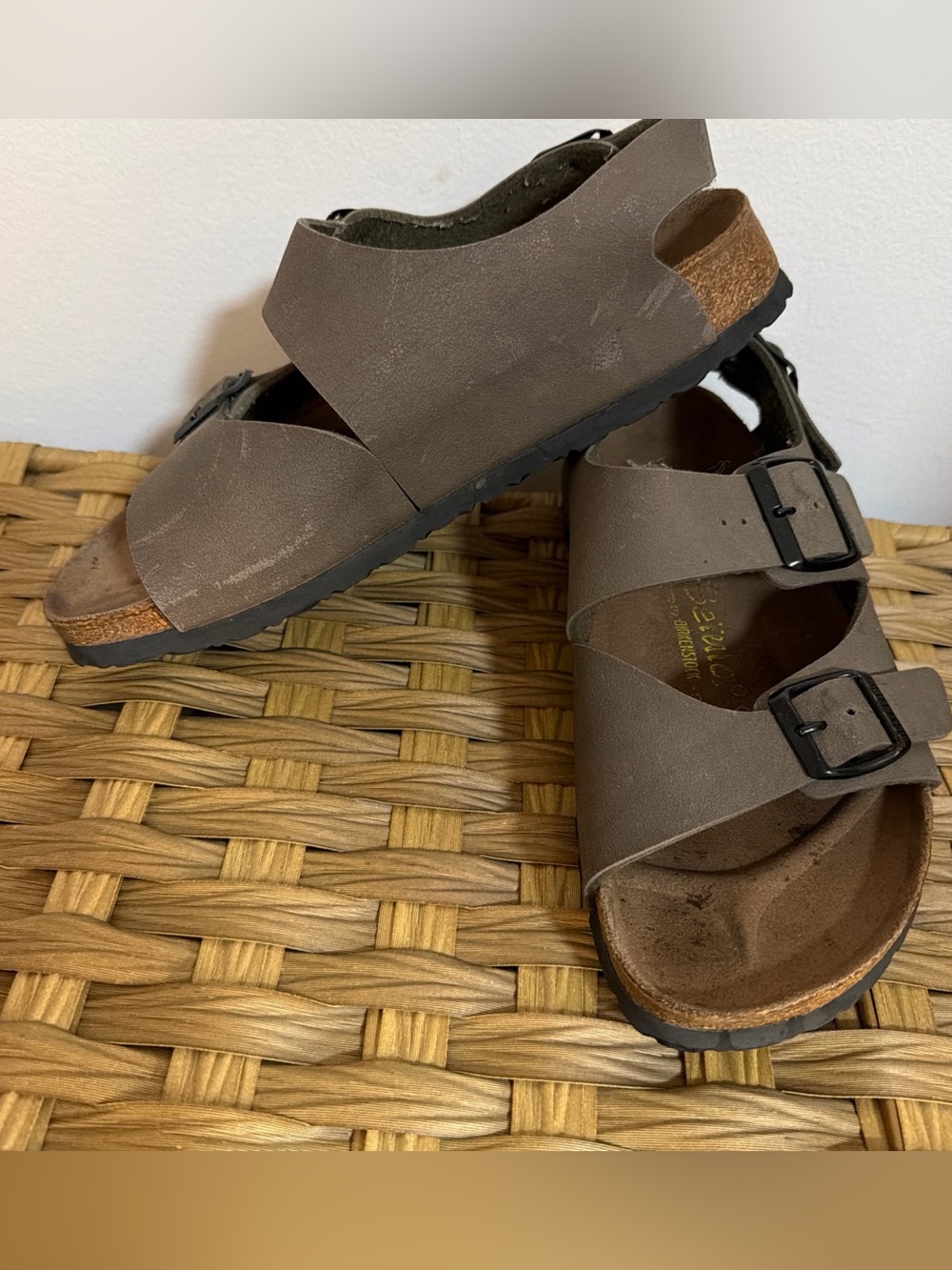 Betula Birkenstock 2-Strap Leather Sandal With Back strap Unisex EU Size 39